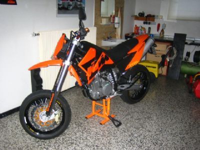 LC4 Supermoto - 