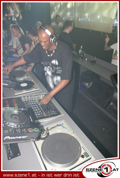 DJ Rush @ Empire Linz 25.10.06 - 