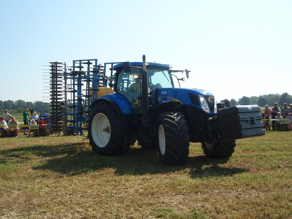 New Holland - 