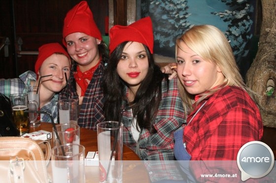 Birthday + Fasching - 