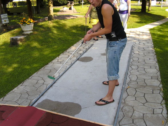 Kleine Verlobungsfeier mit Minigolf - 