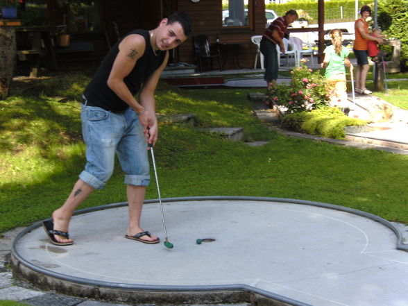 Kleine Verlobungsfeier mit Minigolf - 