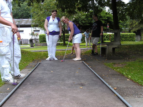 Kleine Verlobungsfeier mit Minigolf - 