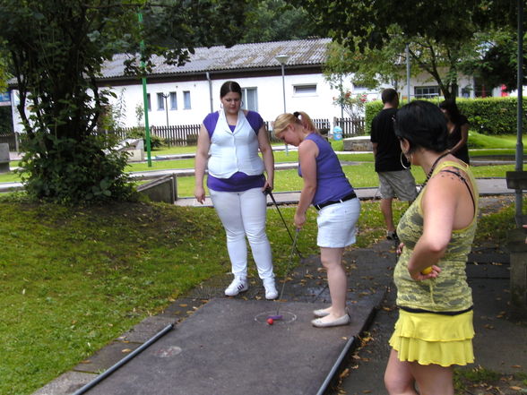 Kleine Verlobungsfeier mit Minigolf - 