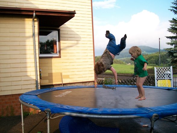 _Trampolin_= Saltos =] - 