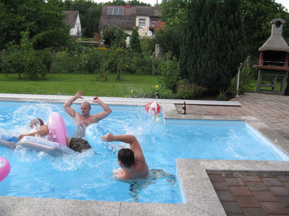 Poolparty 08 - 