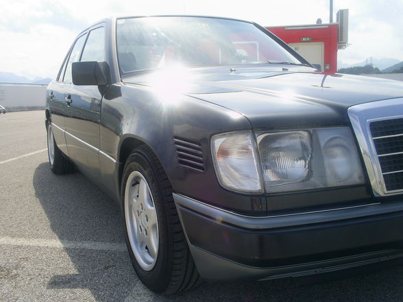 Mercedes Benz W124 - 