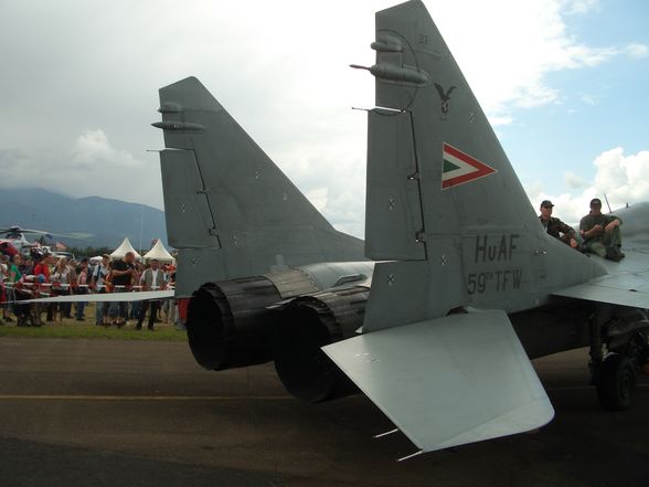 AIRPOWER09 - 