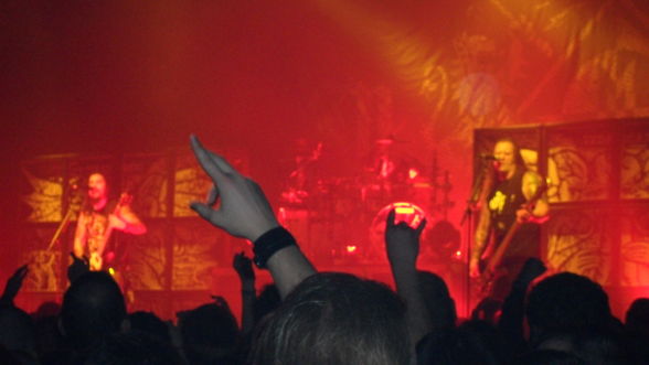 machine head,hatebreed,bleeding through - 