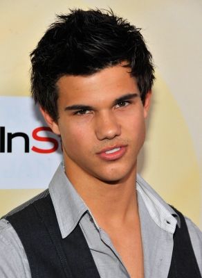 He´s called Taylor Lautner  - 