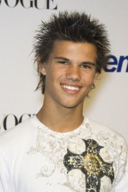 He´s called Taylor Lautner  - 