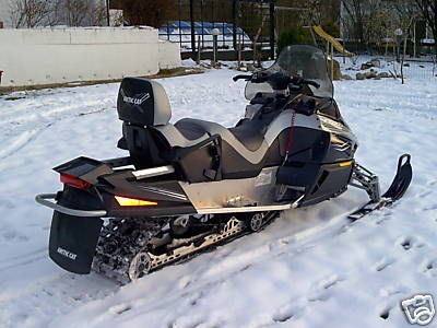 Skidoo Arctic Cat T570 - 