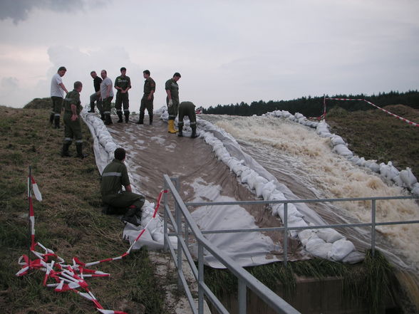 2009-06-27 Dammarbeiten Neuhaus - 