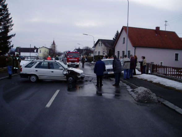 2006-02-18 VK-Unfall Kotezicken - 