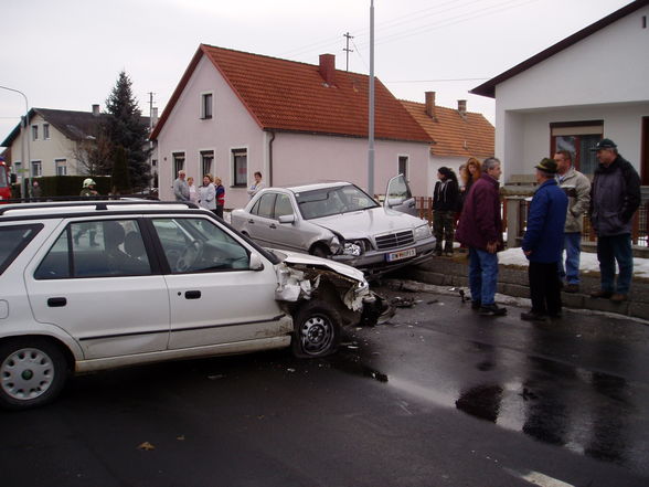 2006-02-18 VK-Unfall Kotezicken - 