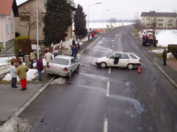 2006-02-18 VK-Unfall Kotezicken - 