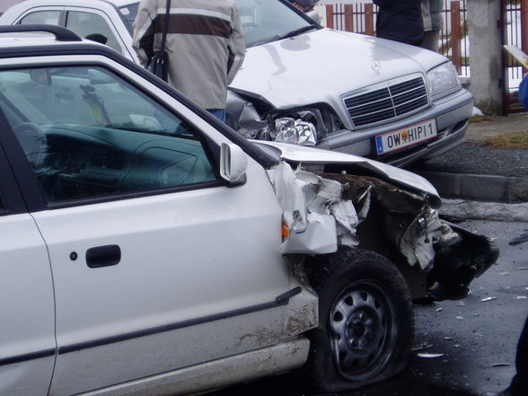 2006-02-18 VK-Unfall Kotezicken - 