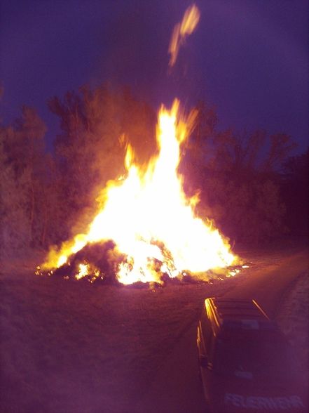 2011-04-23 Osterfeuer - 