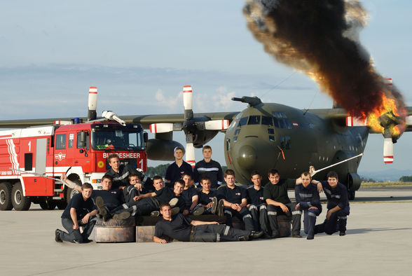 Flughafen Feuerwehr - 