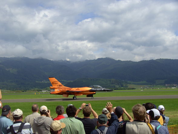 AirPower09 - 