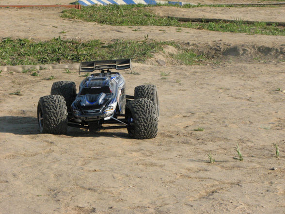 Traxxas E-Revo Brushless - 