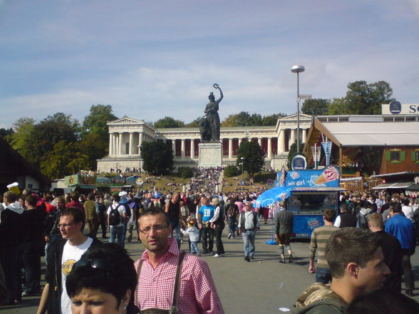 Oktoberfest-München-2009 - 