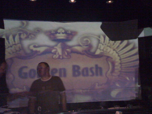 GOLDEN BASH - 