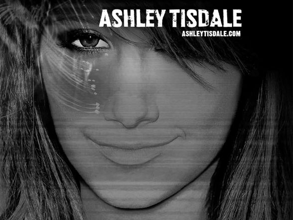 Ashleyy Tisdale - 