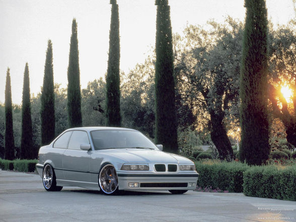 BMW 323i e36 coupe - 