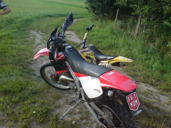 Sauga und dirt bike - 