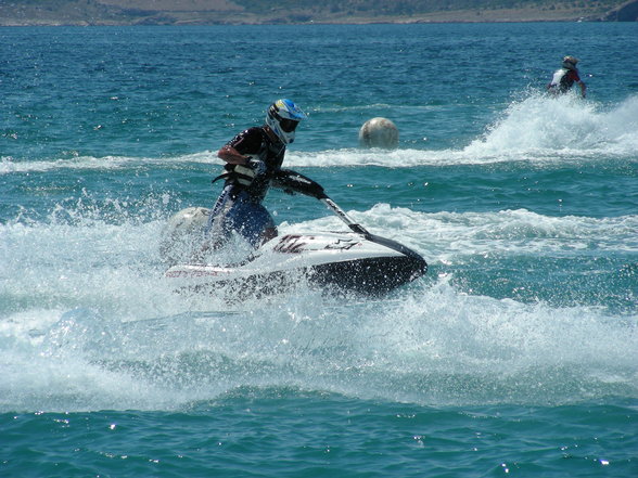 Jet Ski - 