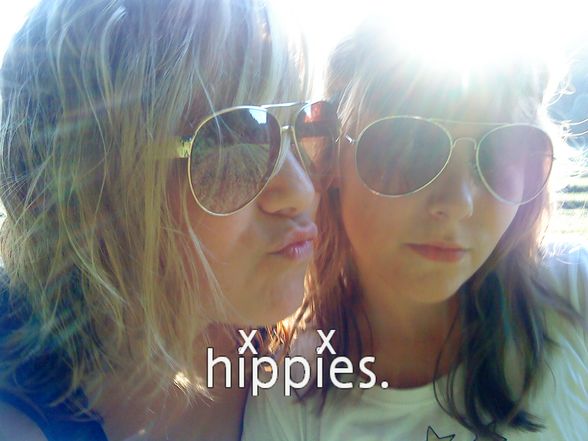 meggie und Luiin  --> hippies ! - 