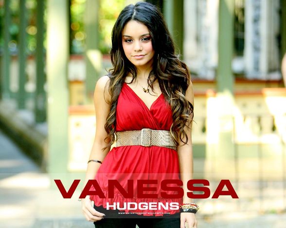 Vanessa Hudgens - 