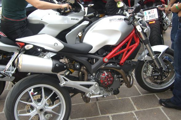 Ducati testen - 