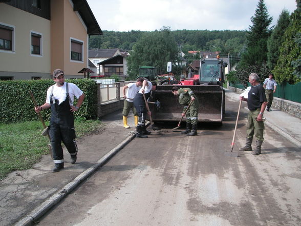 2009-06-27 Aufräumarbeiten Mischendorf - 