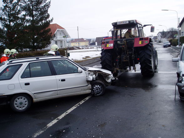 2006-02-18 Verkehrsunfall - 