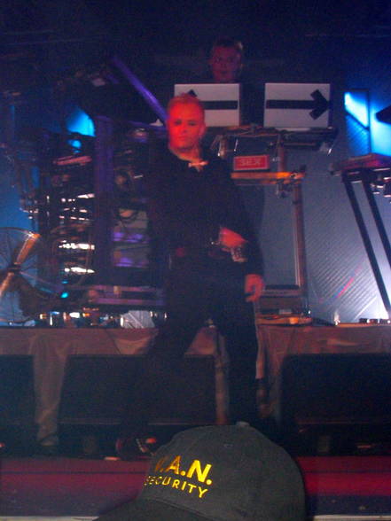 Prodigy 2005 Live at Orion Hall Brno /CZ - 