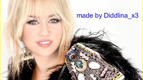 Her she is: MILEY CYRUS - 