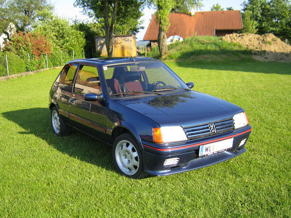 Peugeot 205 GM16i - 