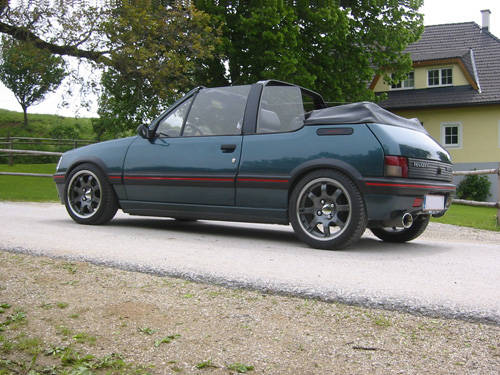 Peugeot 205 CTI - 