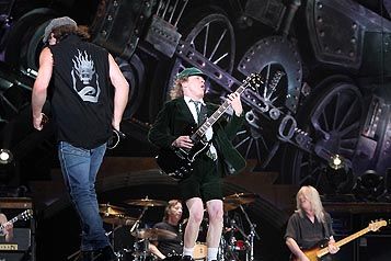 AC/DC LIVE IN WIEN BLACK ICE WORLD TOUR  - 