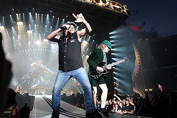 AC/DC LIVE IN WIEN BLACK ICE WORLD TOUR  - 