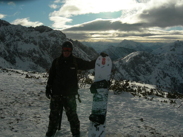 Snowboarding - 