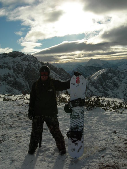 Snowboarding - 