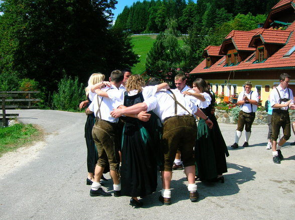 volkstanzgruppe LAUSSA - 