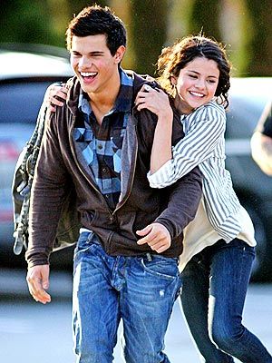 Taylor Lautner - 