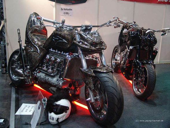 hot bikes - 