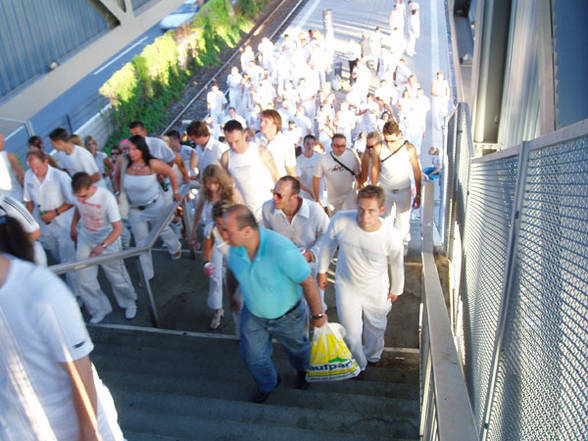 Sensation White 2006 - 