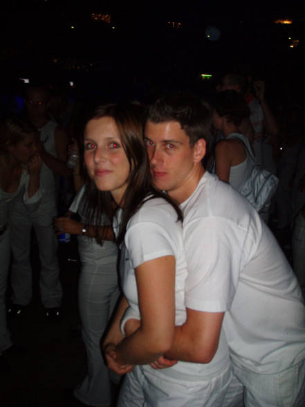 Sensation White 2006 - 