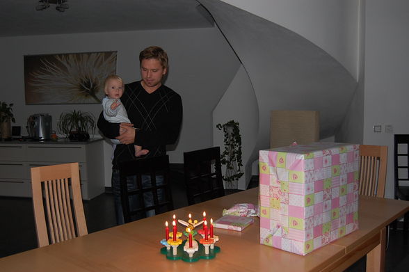 nimues erster geburtstag - 